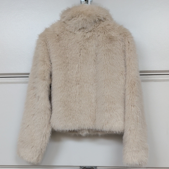 Zara Women Short Faux Fur High Neck Coat Light Beige Cream XS 5320/725 New - Picture 15 of 15